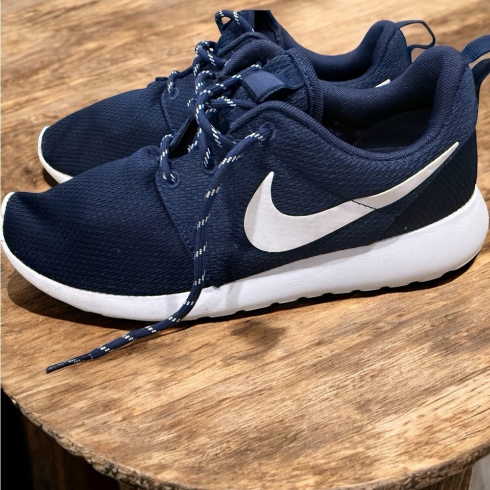 Nike Roshe One Obsidian Navy Blue White women’s